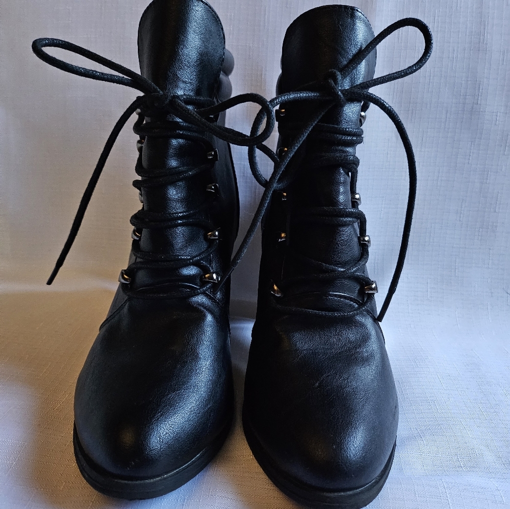 Women's Boot, High Heel Lace-up Boot 3.25" Heel
